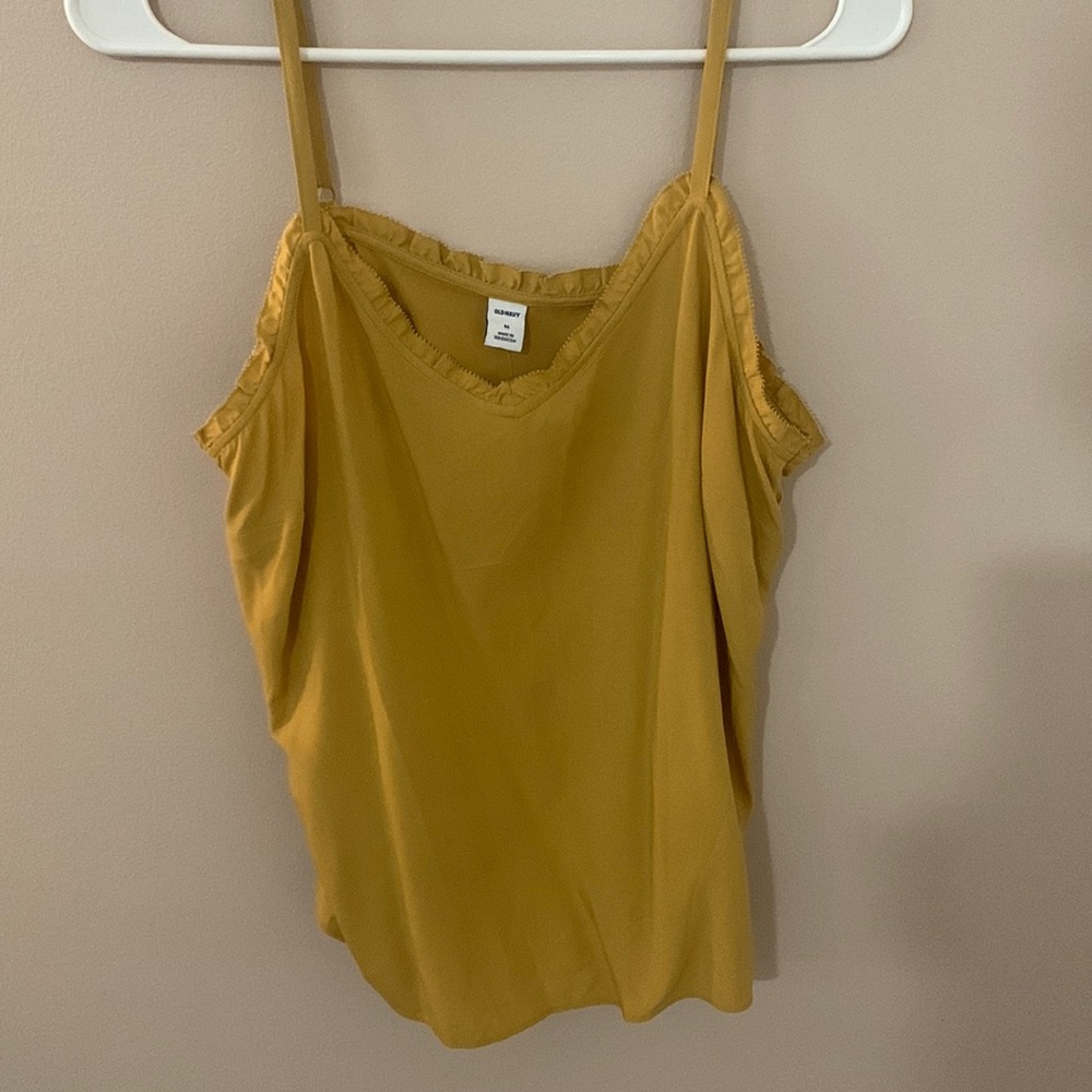 Mustard color tank top from old navy size medium